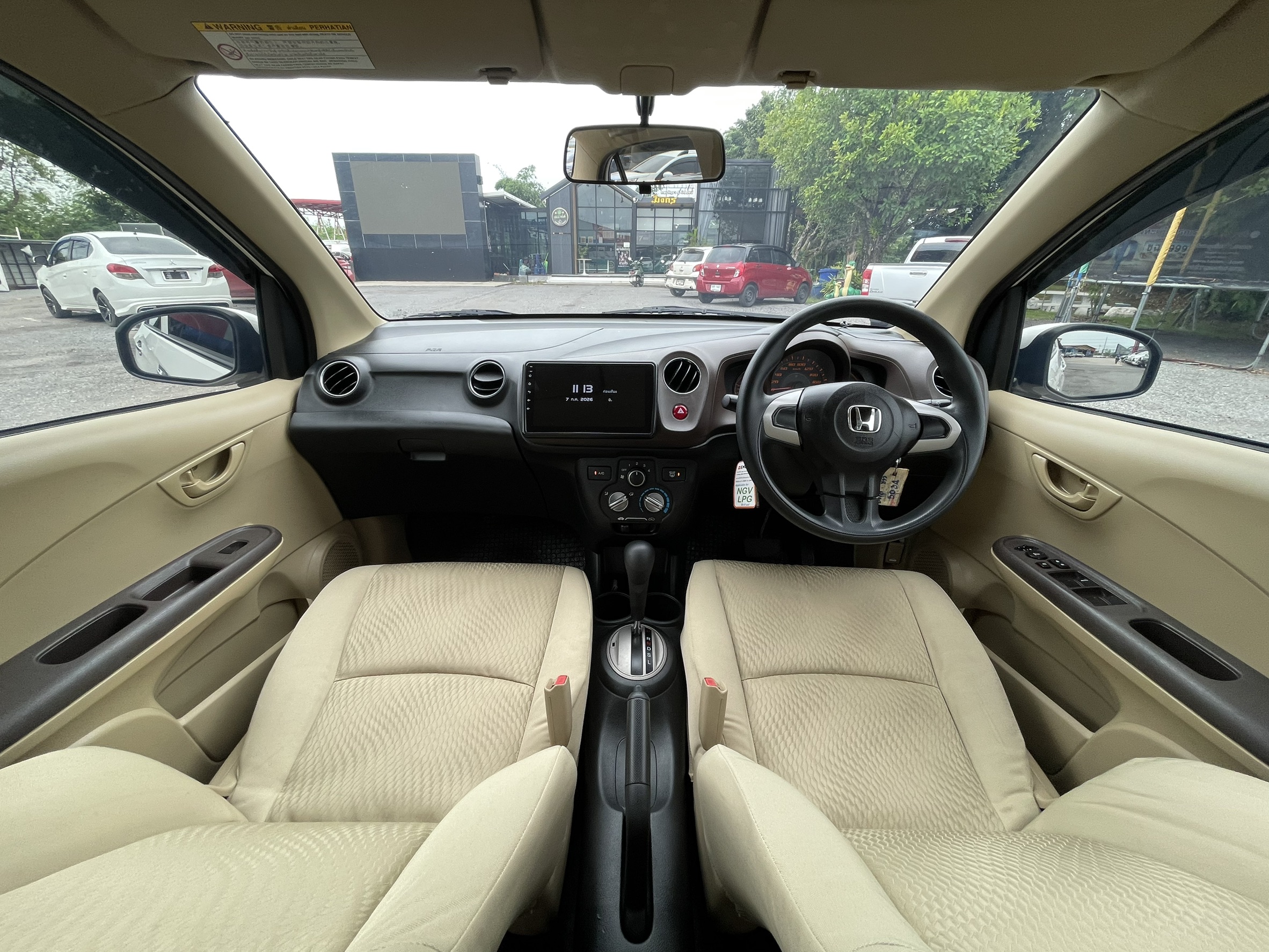 Honda Brio amaze 1.2 V thumbnail 8