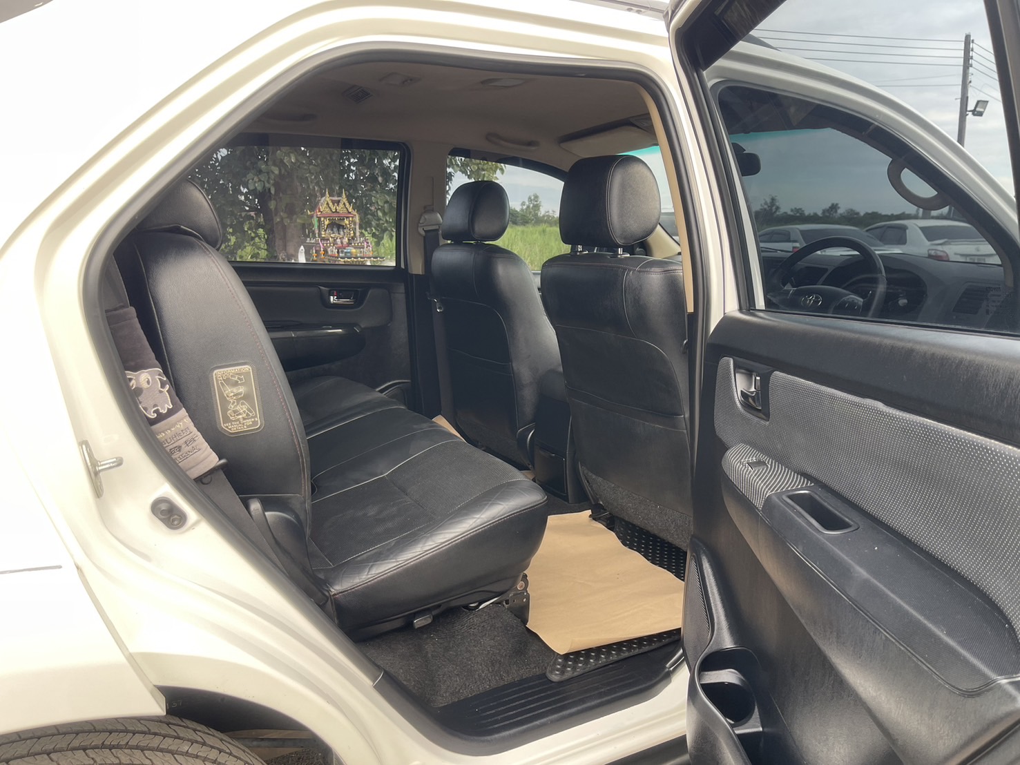 Toyota Fortuner 3.0 TRD 4WD Auto thumbnail 9