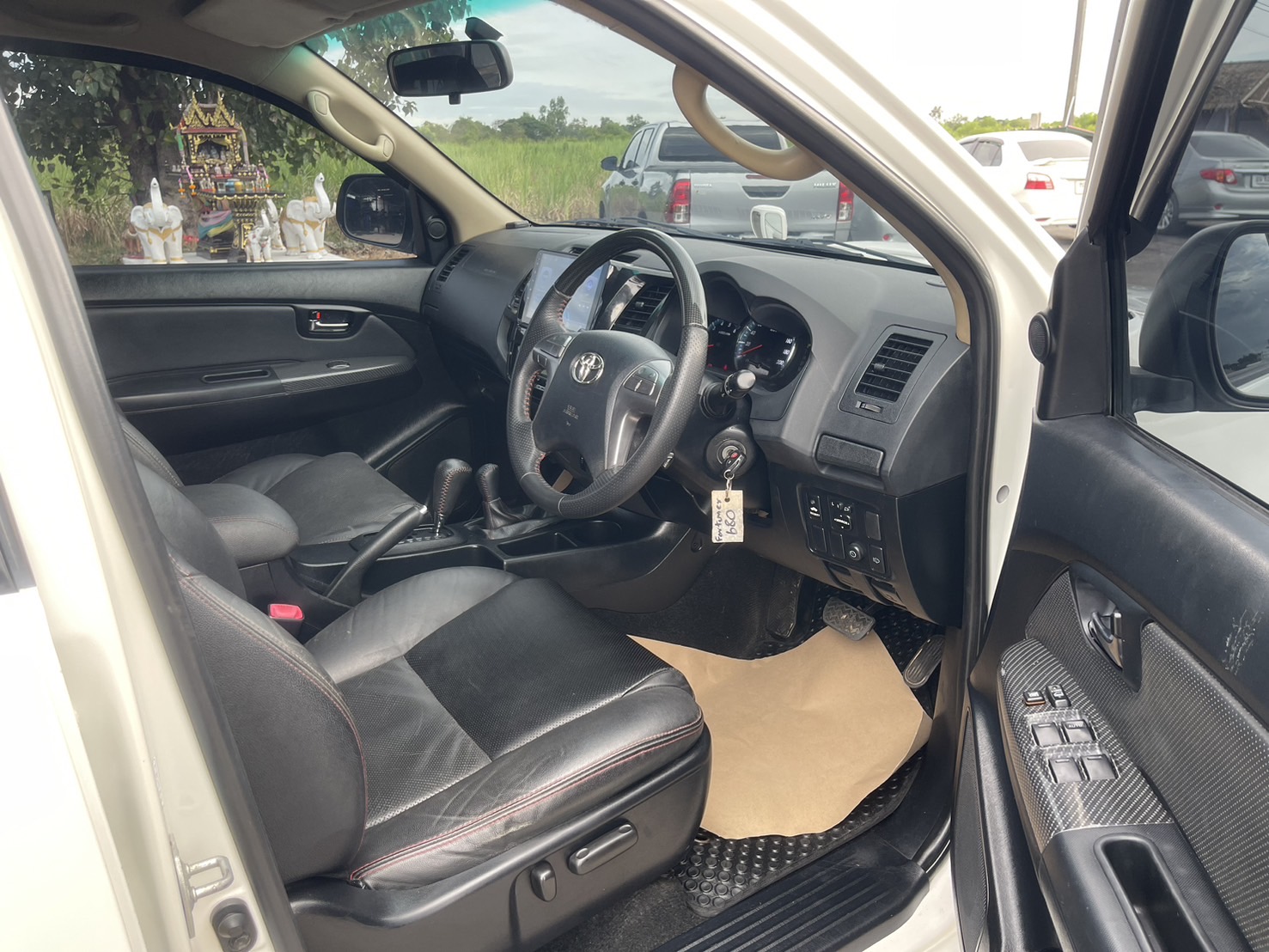 Toyota Fortuner 3.0 TRD 4WD Auto thumbnail 10